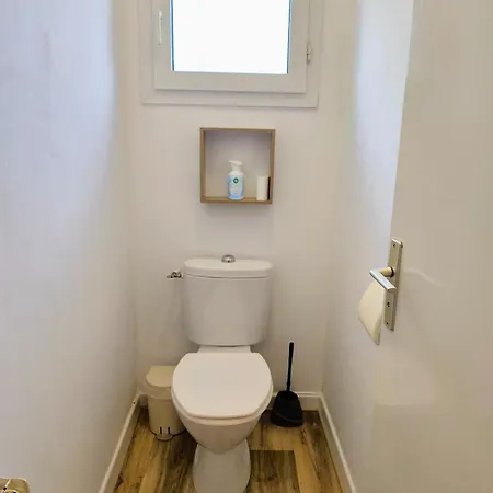 Zigzag House Sleeps 4 בית נופש *